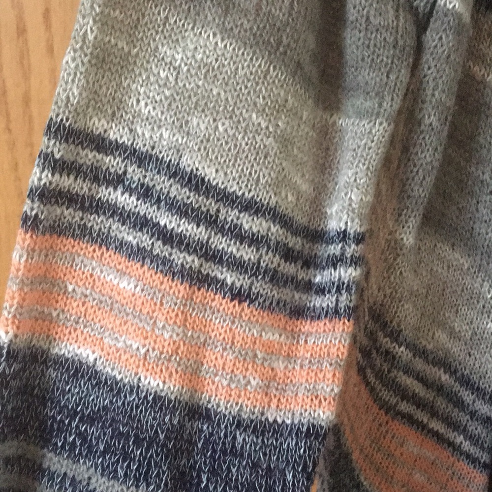 Sweater - Picture 3 of 3